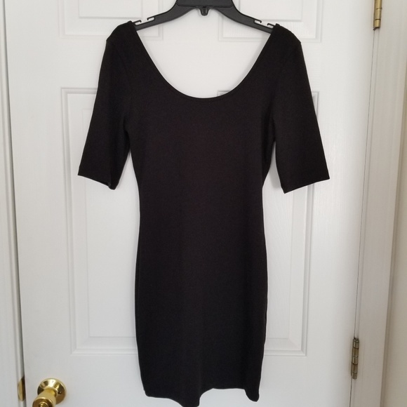 Forever 21 Dresses & Skirts - Very Nice Forever 21 Black Mini Dress